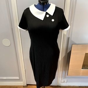 Black & White babydoll dress w/ asymmetrical collar & 2 buttons, NWOT sz 2XL.